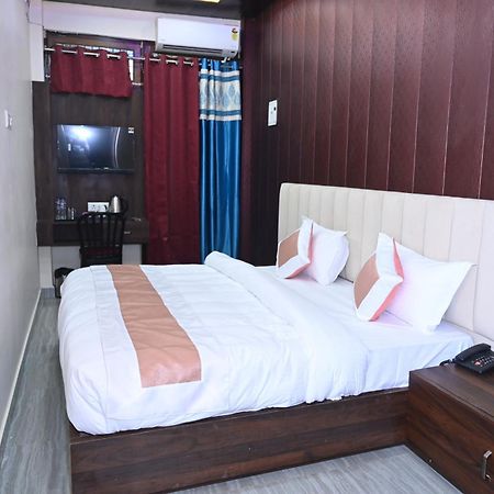 Sun High Stay Luxury Guest House Bénarès Extérieur photo